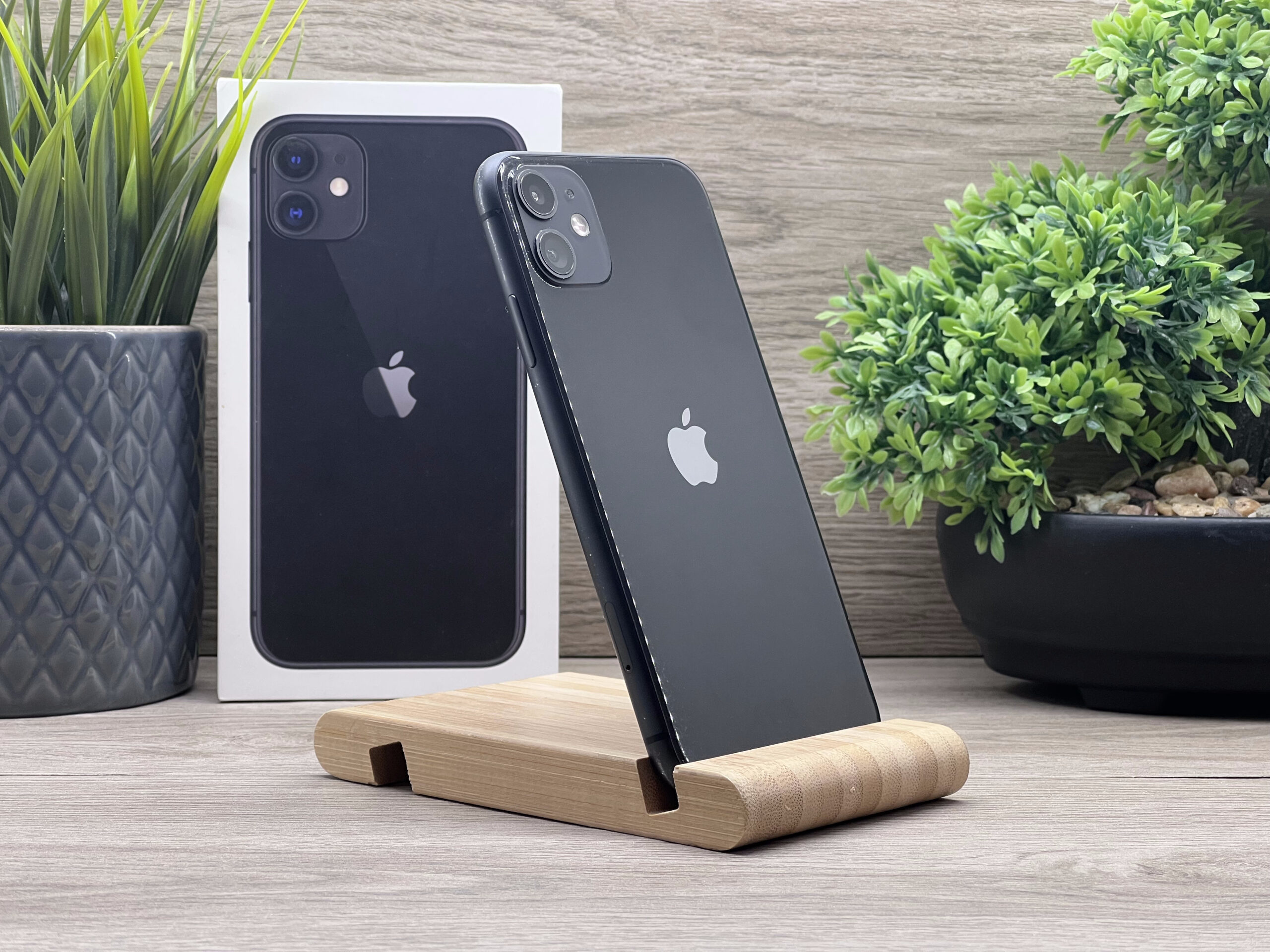 iPhone 11 Black 128GB 2 ÉV Garanciával Számlával 100% Akku