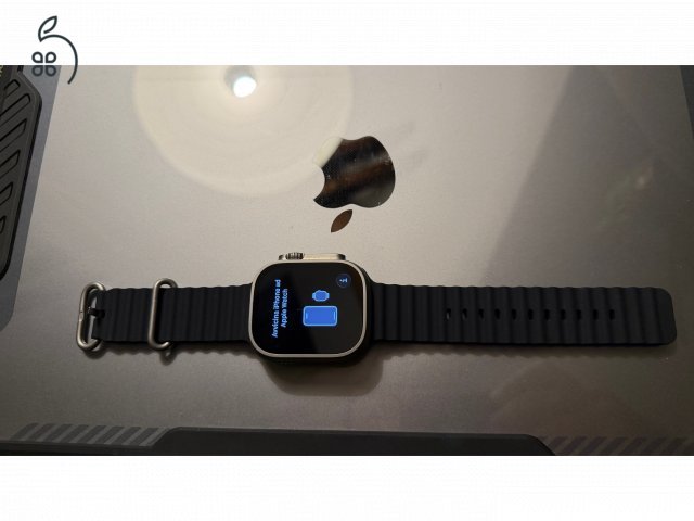 Apple Watch Ultra GPS + Cellular 49mm Natural Titanium 100% akku