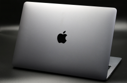 Apple MacBook Pro 13″ Touch Bar 2019 i5 128 GB Space Gray akku - 12 HÓ GARANCIA