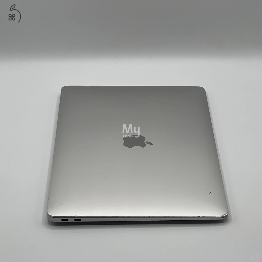 MacBook Air 13″ 2020, M1 8 Cores, 16 GB RAM, 7 core GPU, 256 GB SSD 27% Áfás (0227AB-3644)