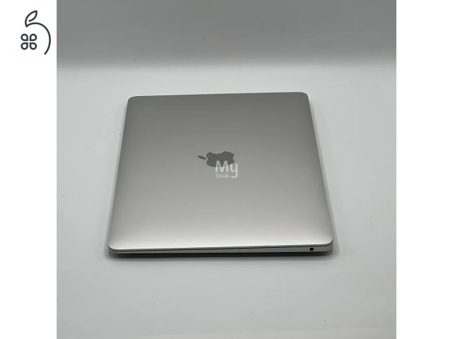 MacBook Air 13″ 2020, M1 8 Cores, 16 GB RAM, 7 core GPU, 256 GB SSD 27% Áfás (0230AB-3644) 