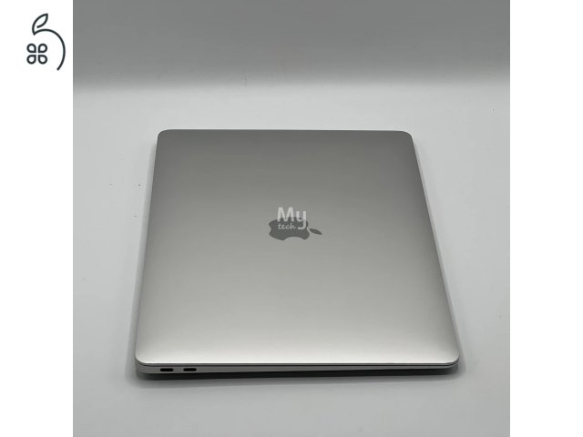 MacBook Air 13″ 2020, M1 8 Cores, 16 GB RAM, 7 core GPU, 256 GB SSD 27% Áfás (0230AB-3644) 