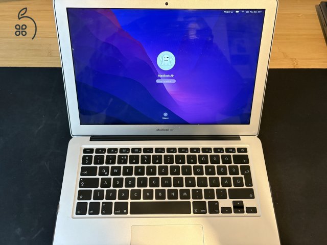 Eladó egy koros, de gyönyörű állapotó MacBook Air