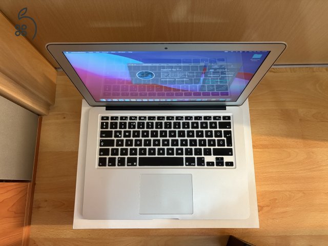 2013 MacBook Air 13 / i5 / 4GB / 256GB SSD / 84%-os Aksival Eladó ! ! !