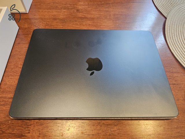 Macbook Air M2 13.6