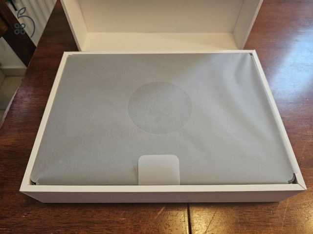 Macbook Air M2 13.6