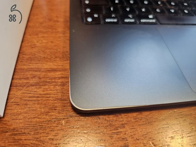Macbook Air M2 13.6