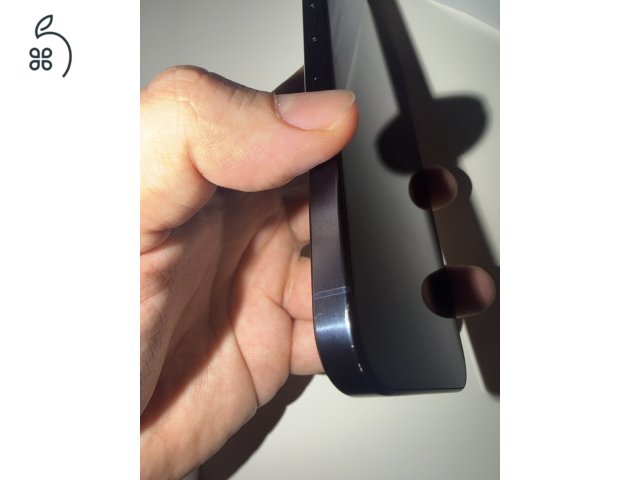 iPhone 15 Pro 128 GB, kék titán színben