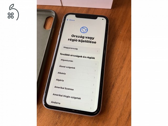 újszerű, kártyafüggetlen Apple iPhone XR 64 GB ( fehér ) eladó 