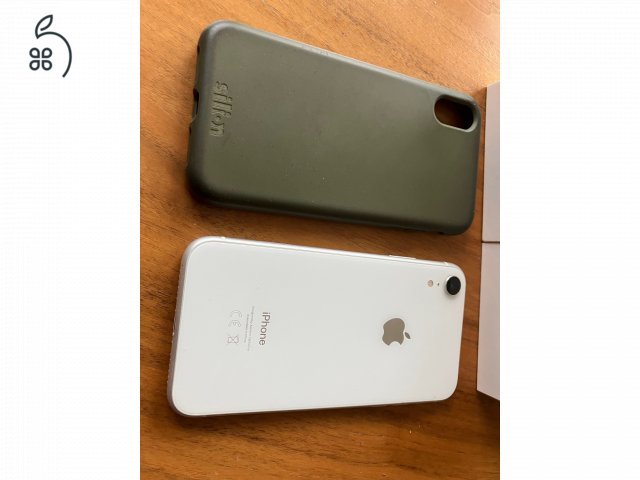 újszerű, kártyafüggetlen Apple iPhone XR 64 GB ( fehér ) eladó 