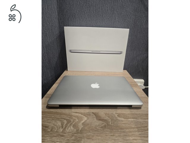 MacBook Pro 13 Retina A1502 early 2015 - kiváló állapotban, gyári töltő, doboz