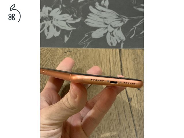 iPhone XR 64GB 100% akksi Független