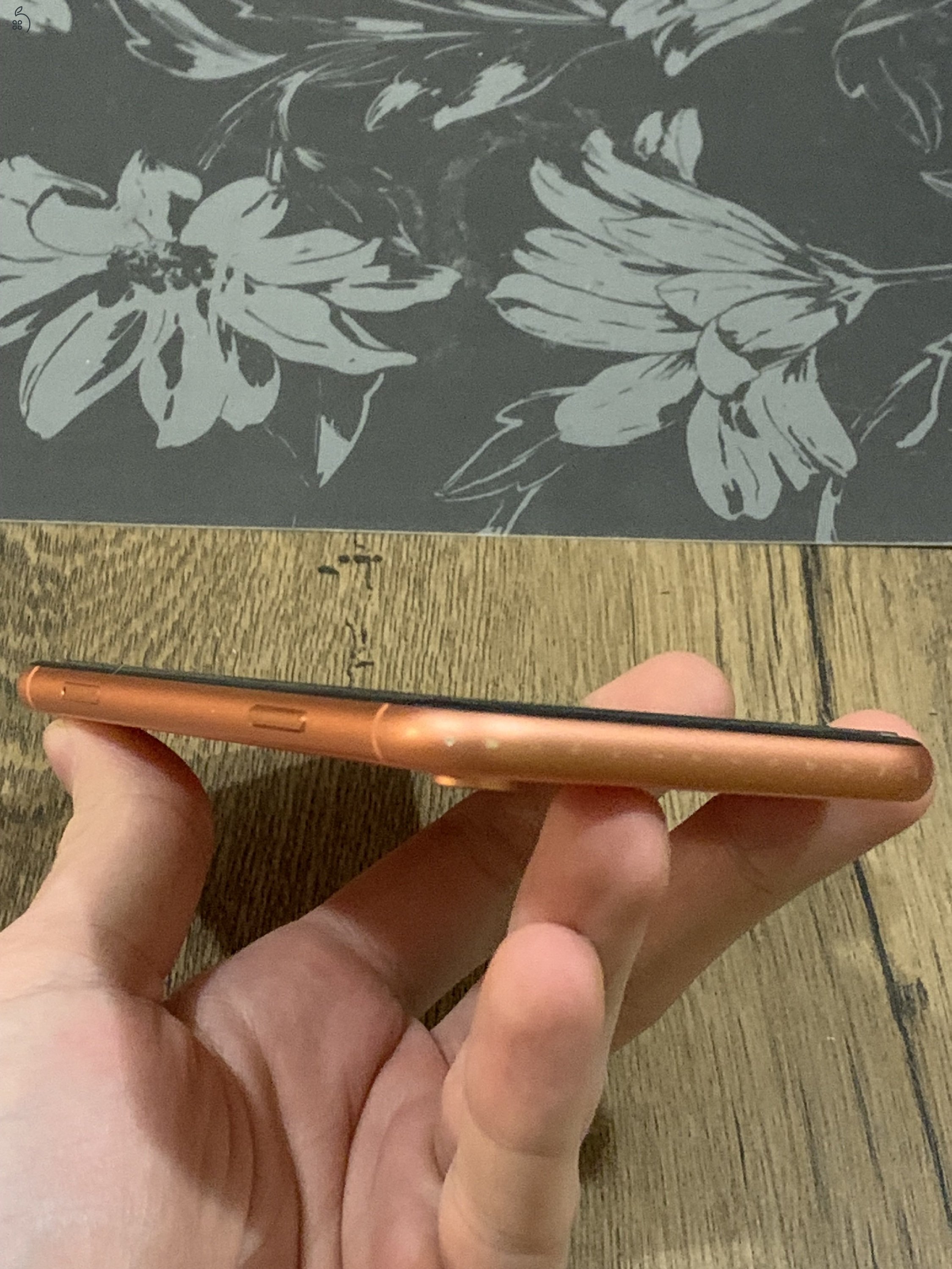 iPhone XR 64GB 100% akksi Független