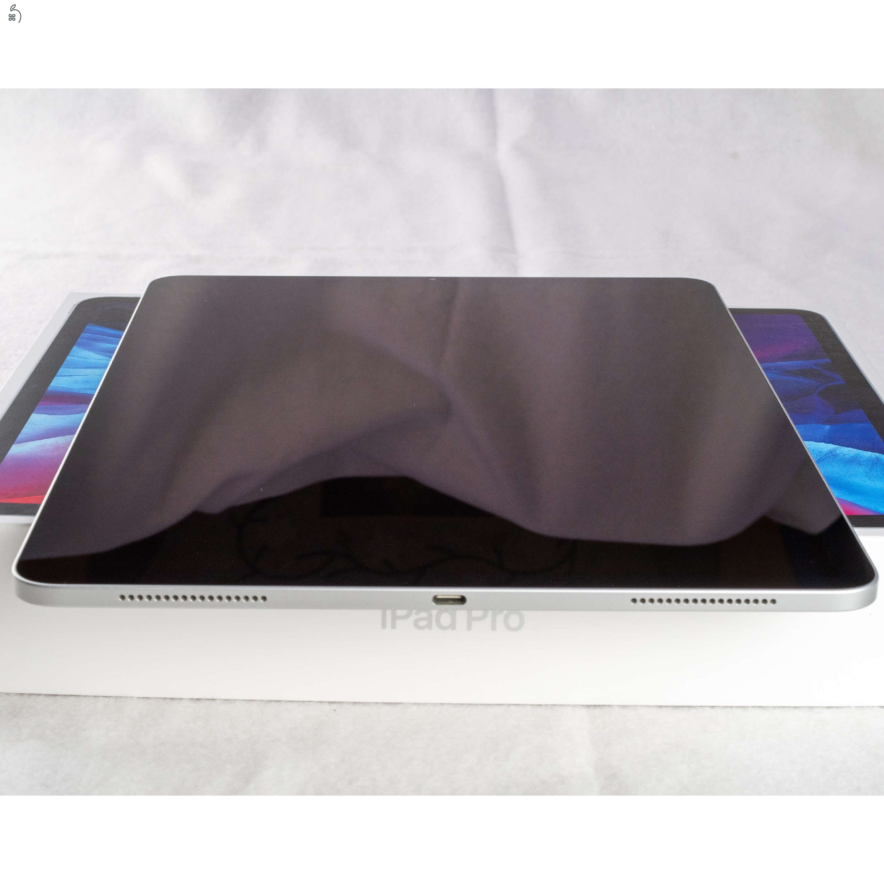 Apple iPad Pro 12.9 4. gen 256GB Wi-Fi + Apple Pencil 2 + tok + töltő – dobozos, szép állapot