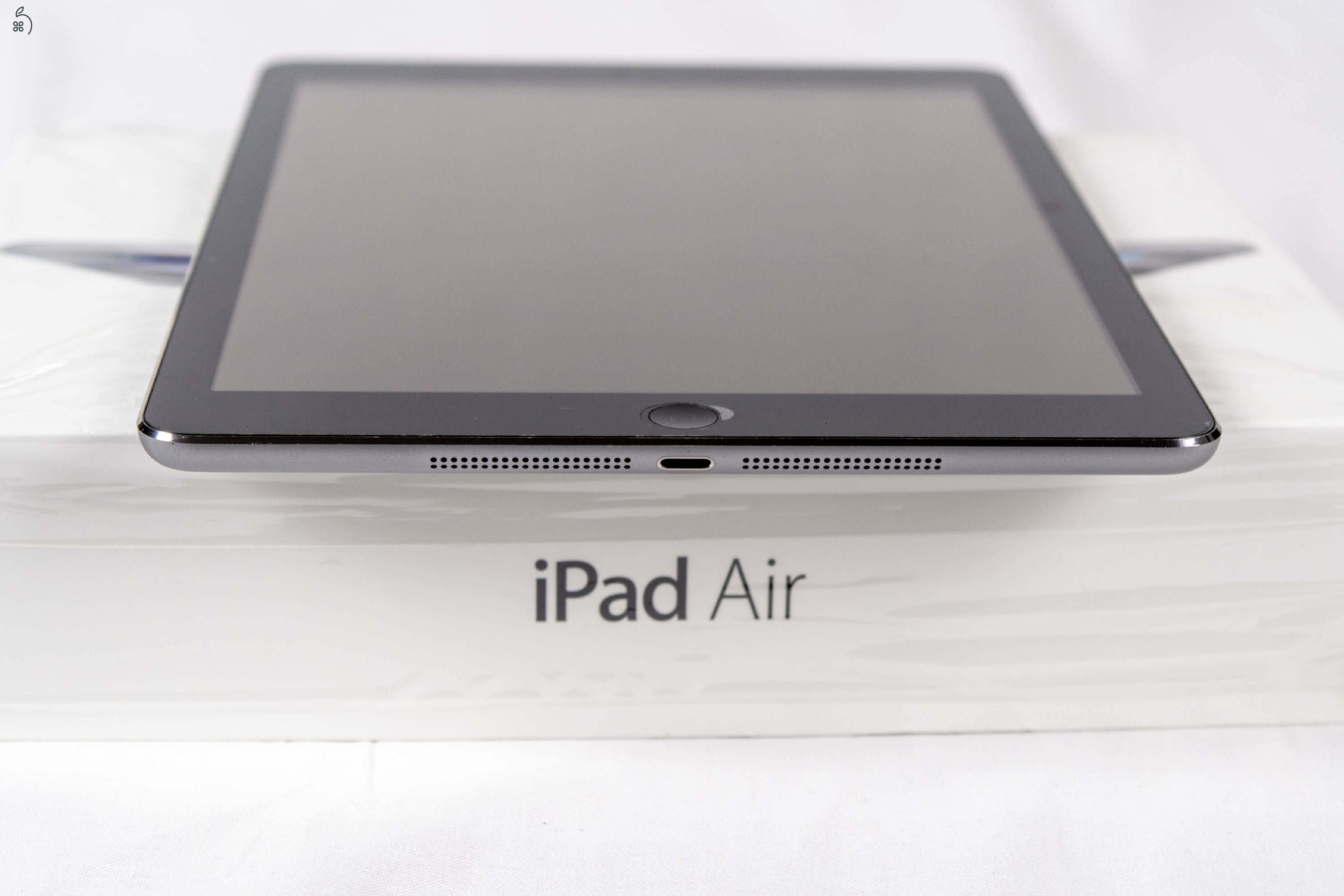 iPad Air 1 – 16GB – Szép állapot, első tulaj, csak 9 900 Ft