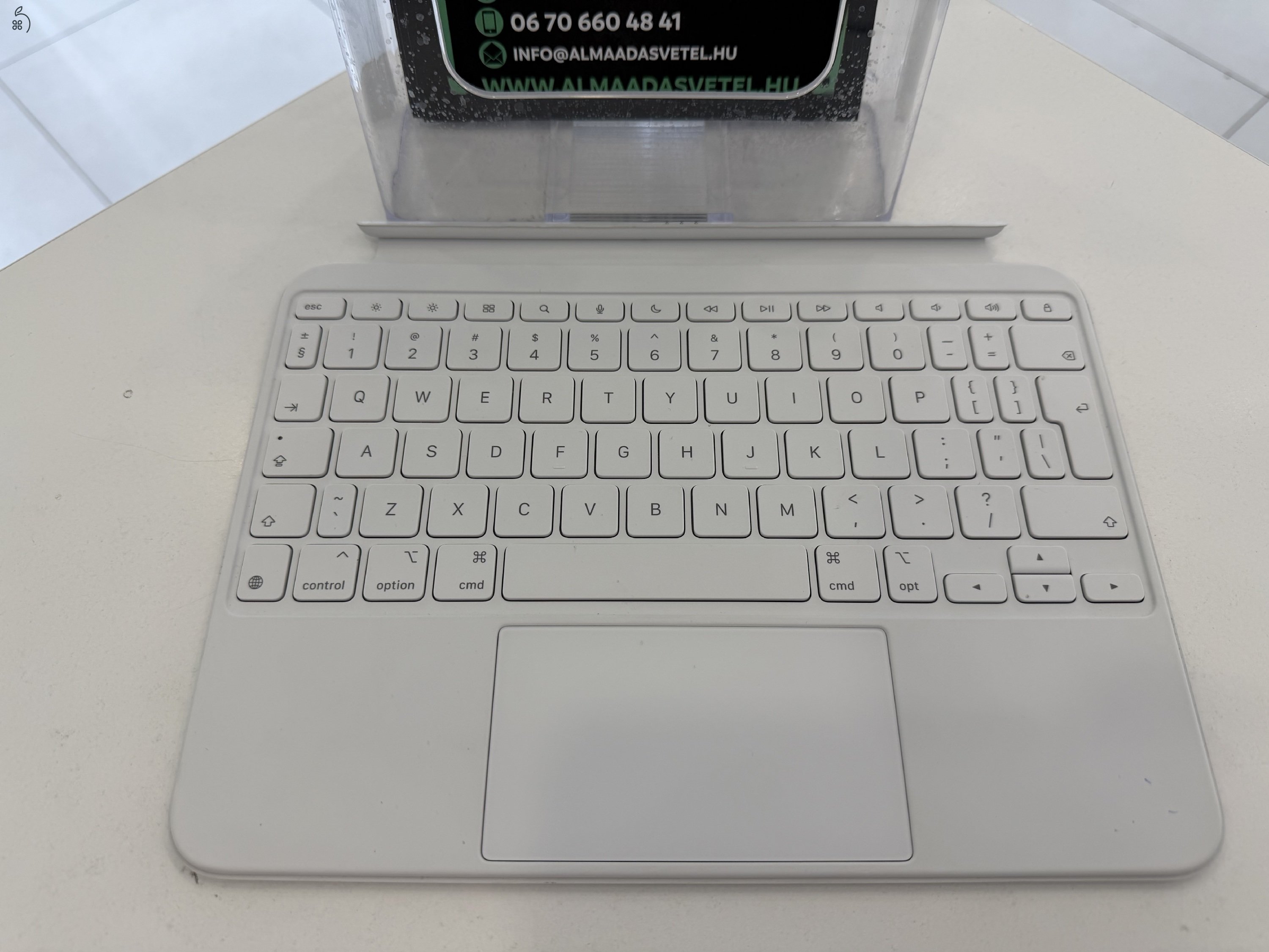 iPad 10/11/ Apple Magic Keyboard(A2695)EU.Bill. Megkímélt/1 hónap gar./