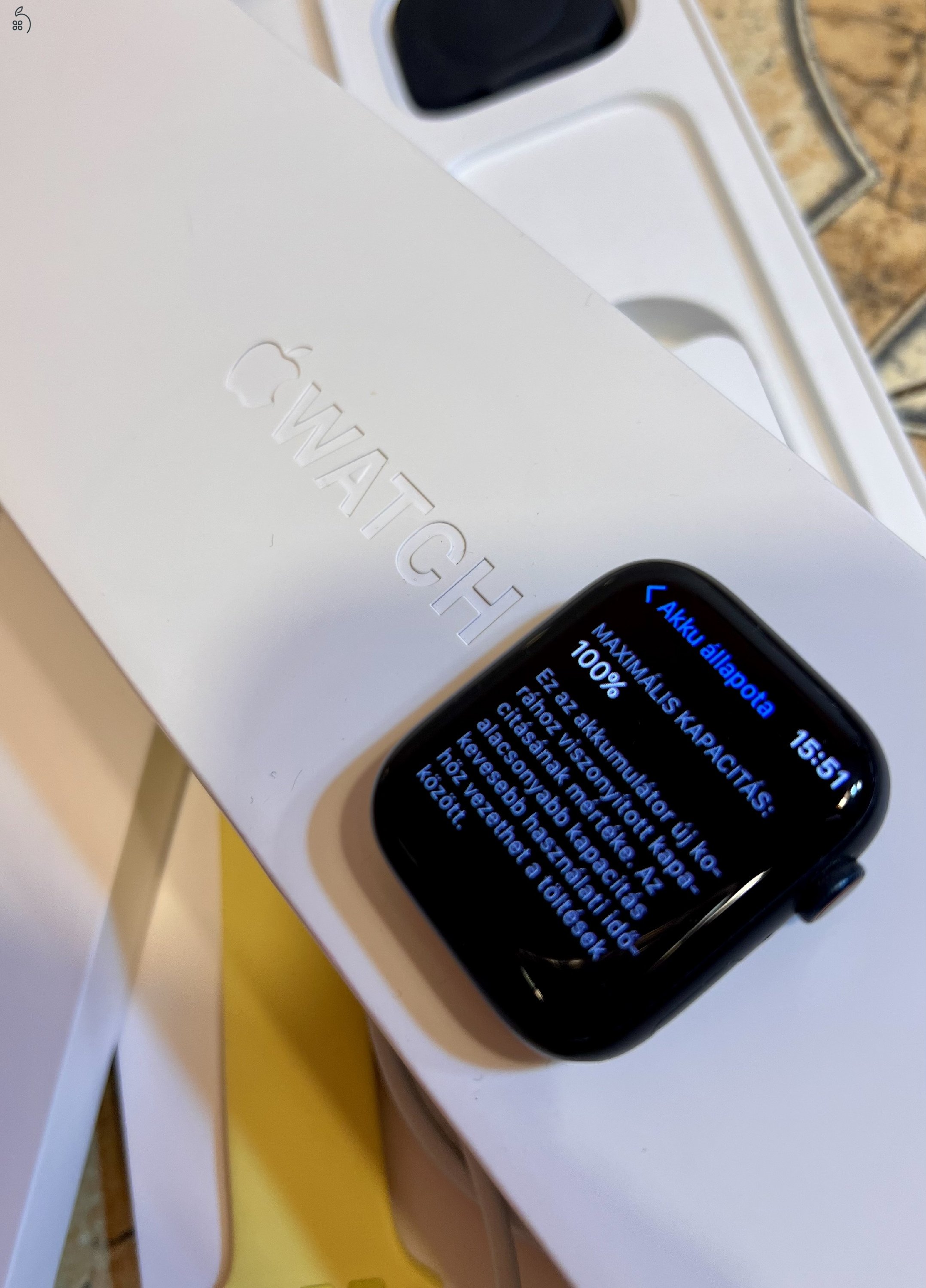 Apple Watch Series 7 Aluminum 45 mm (fekete) GPS+Cellular