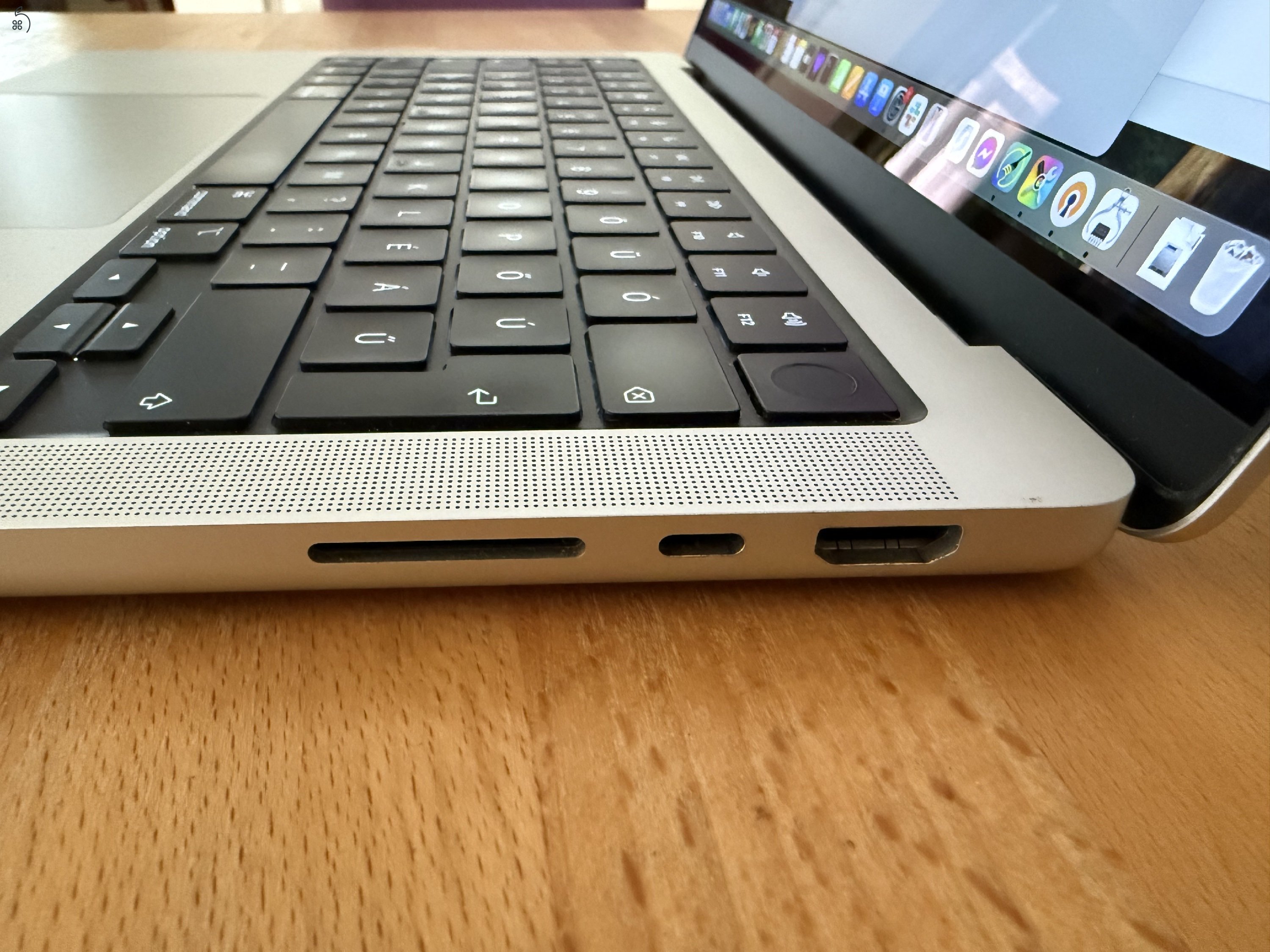 Apple MacBook Pro 14