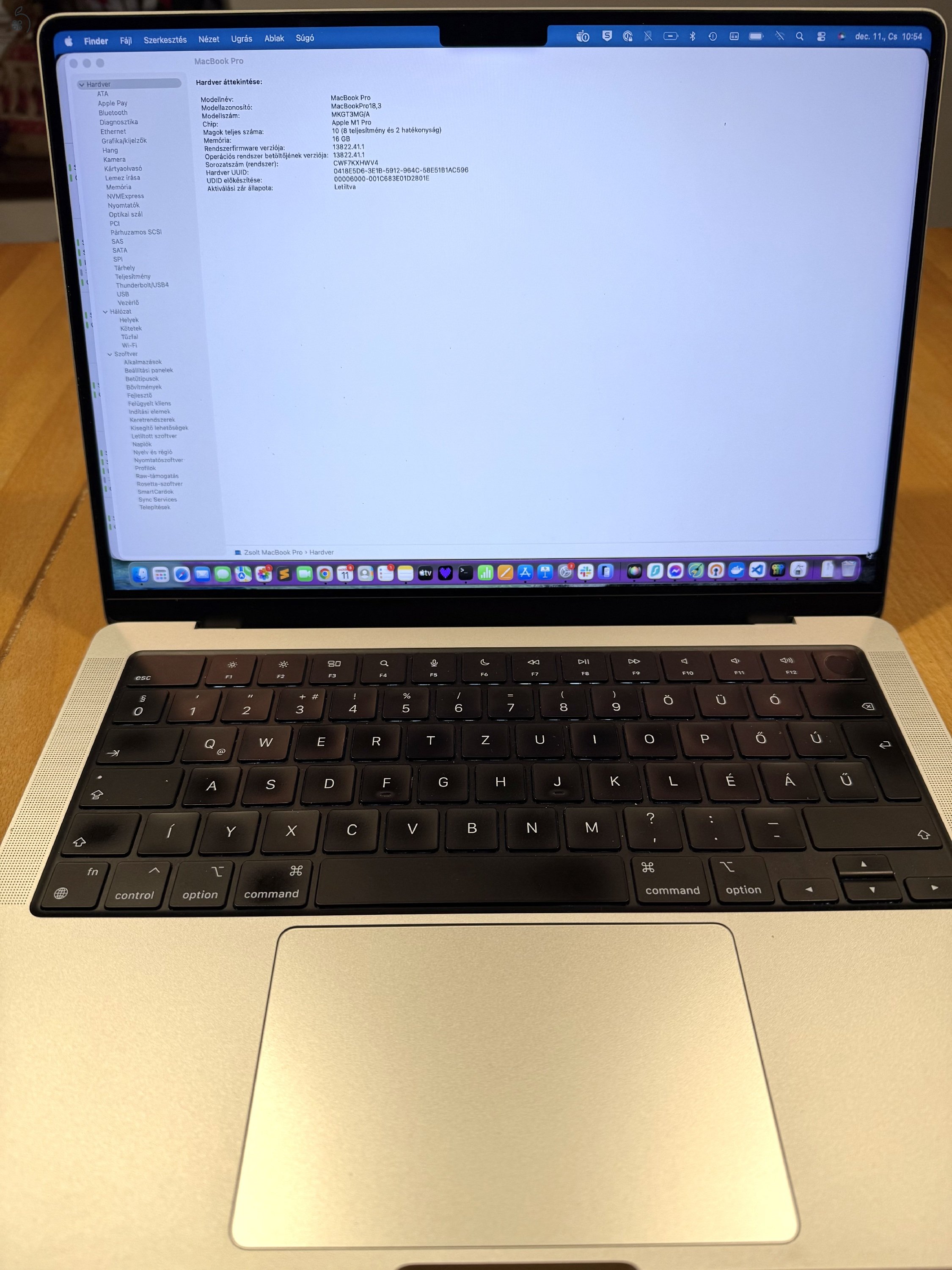 Apple MacBook Pro 14