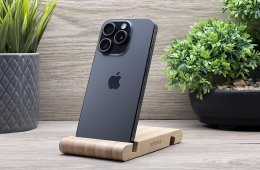 Hibátlan iPhone 15 Pro Black Titanium 256GB 2 ÉV Garanciával Számlával 90% Akku
