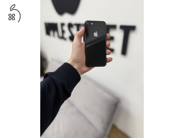 Apple iPhone 8 64GB Fekete Használt Kártyafüggetlen