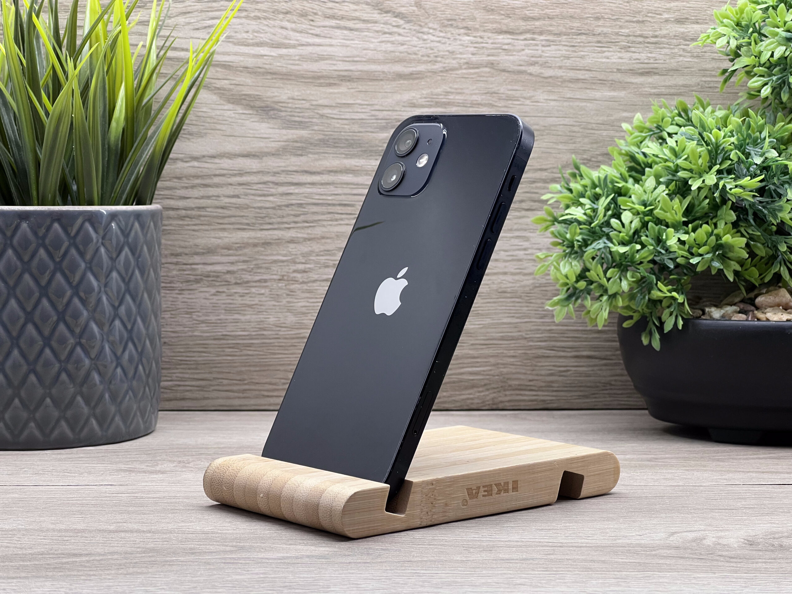 iPhone 12 Black 128GB 2 ÉV Garanciával Számlával 93% Akku