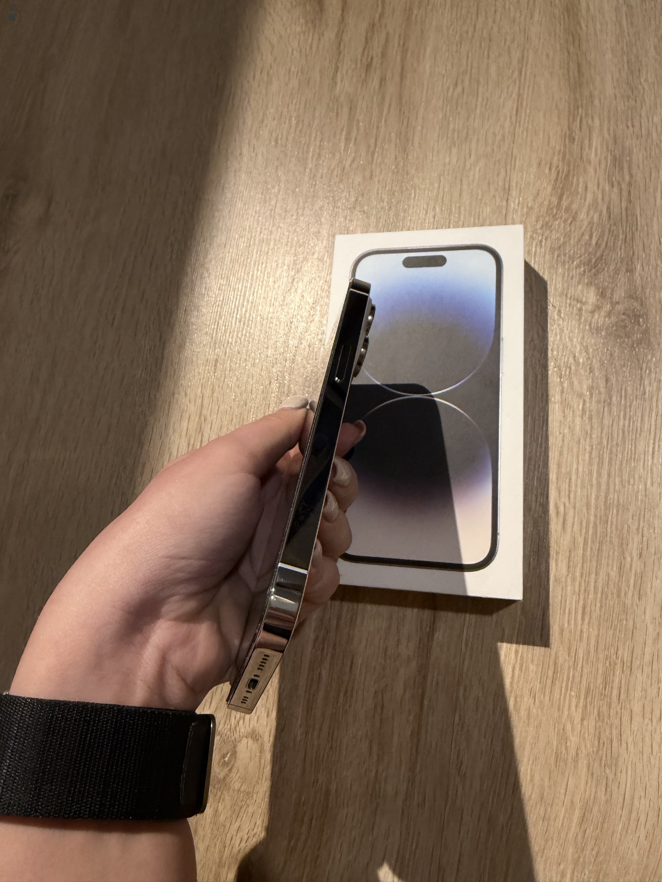 Eladó Apple iPhone 14 Pro (128 GB, ezüst), kártyafüggetlen telefon – újszerű állapot