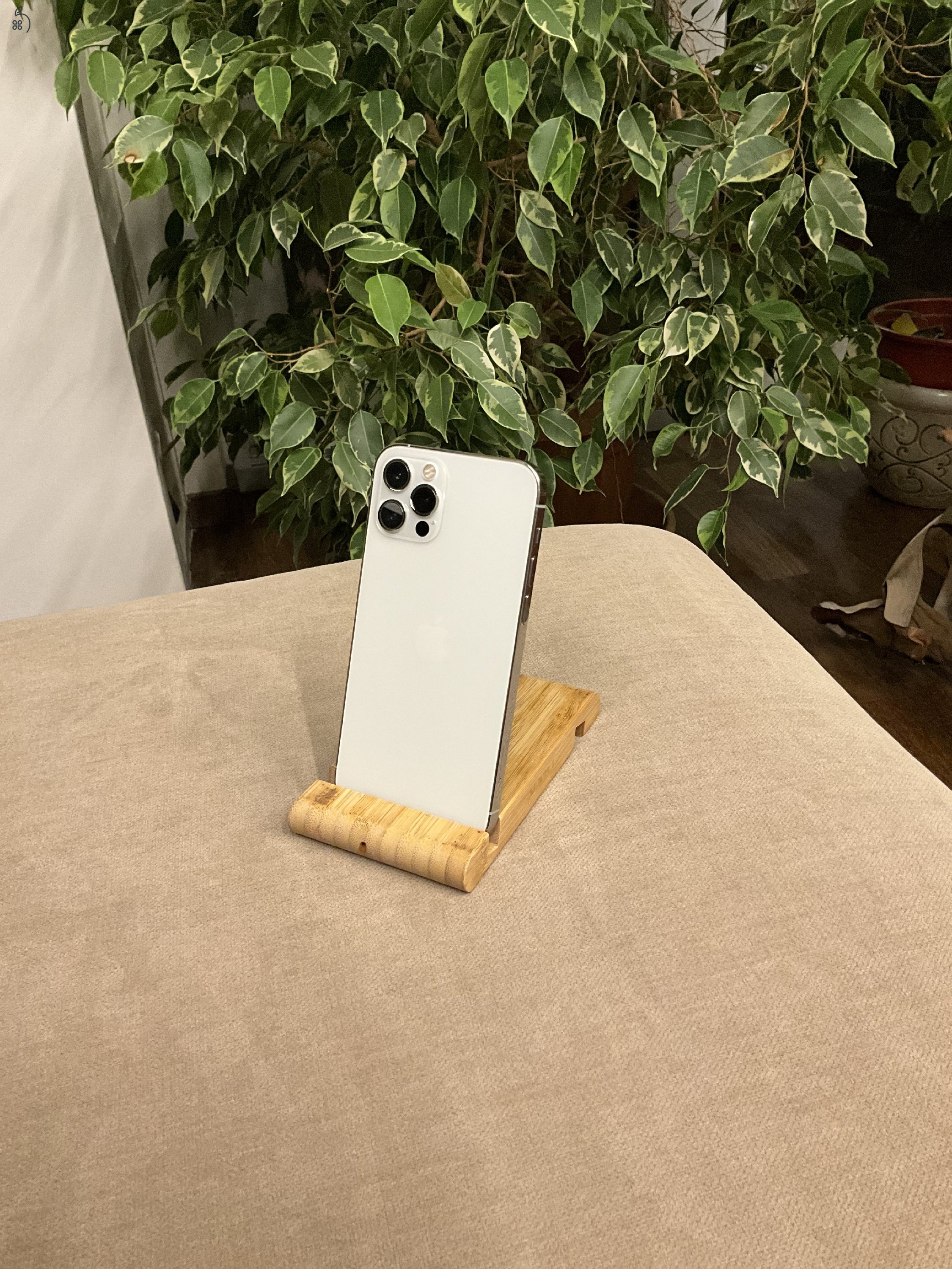 Hibátlan iPhone 12 Pro, 128 GB, fehér