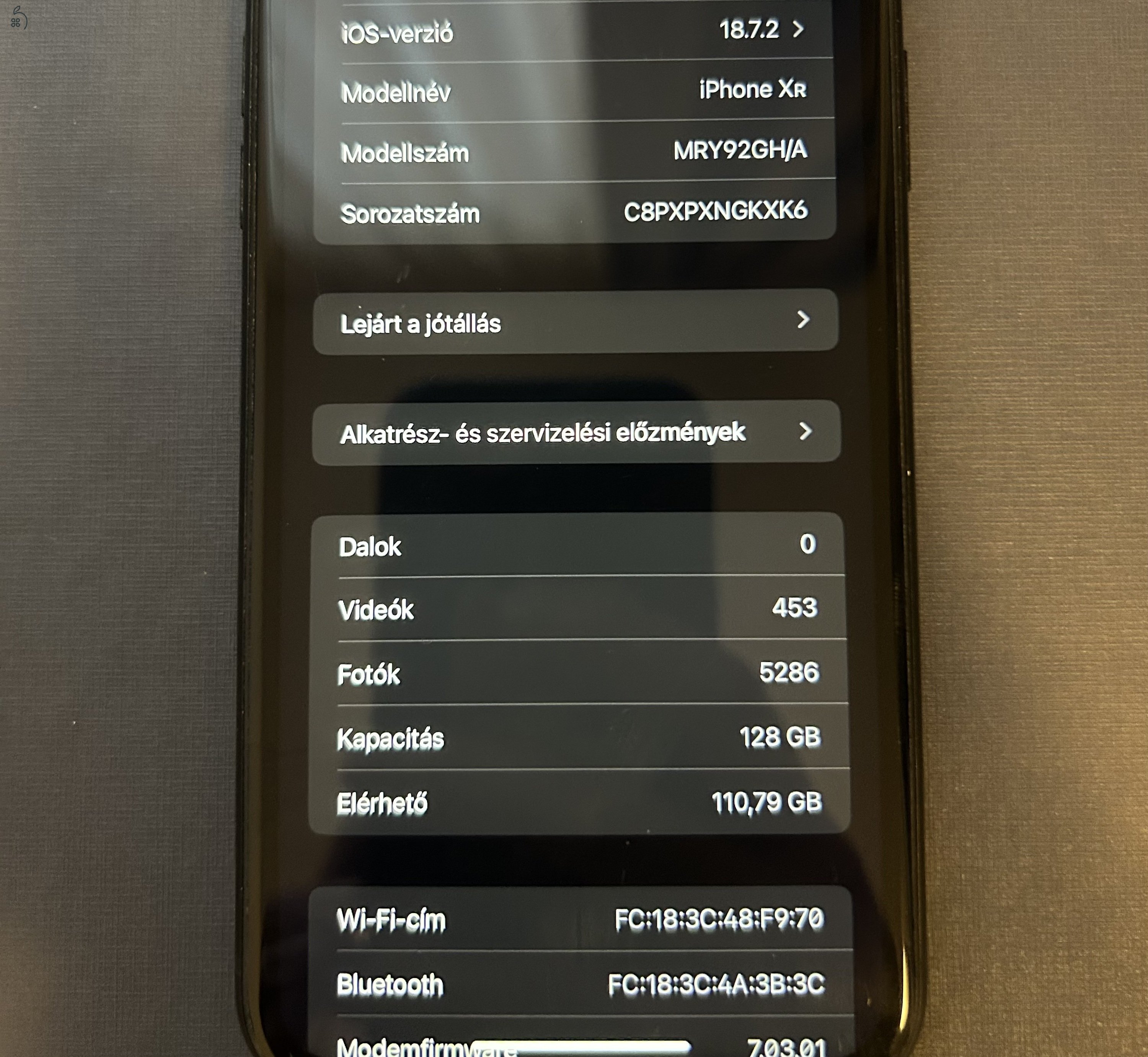 Iphone XR 128 GB + casetify tok