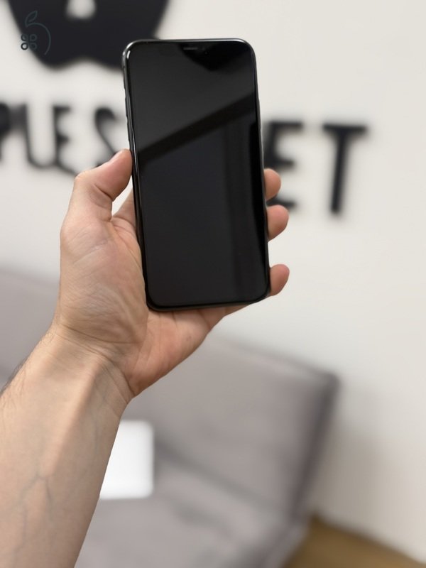 Apple iPhone 11 64GB Asztroszürke Használt Kártyafüggetlen