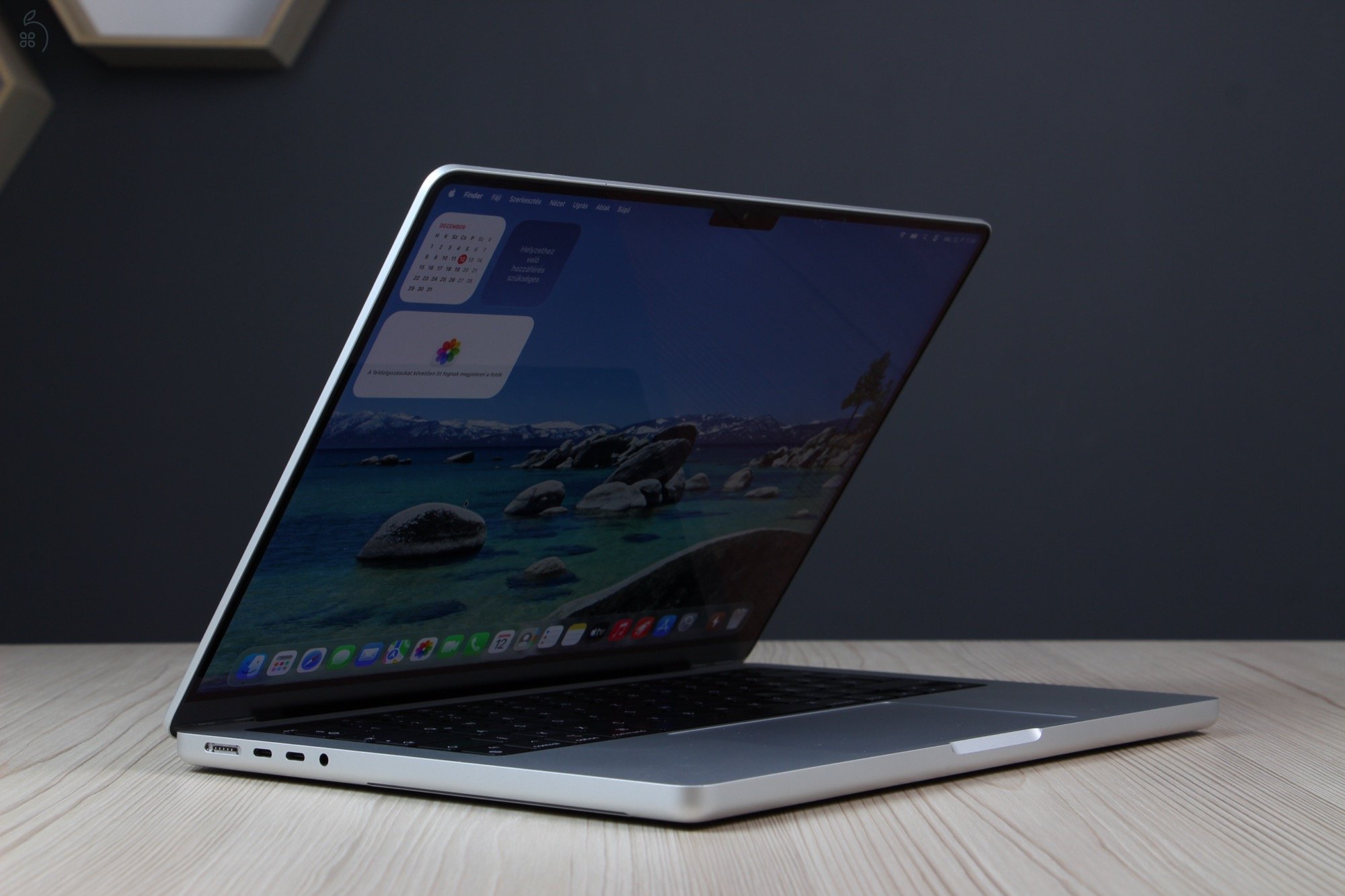 Újszerű ÁFÁS MacBook Pro 14