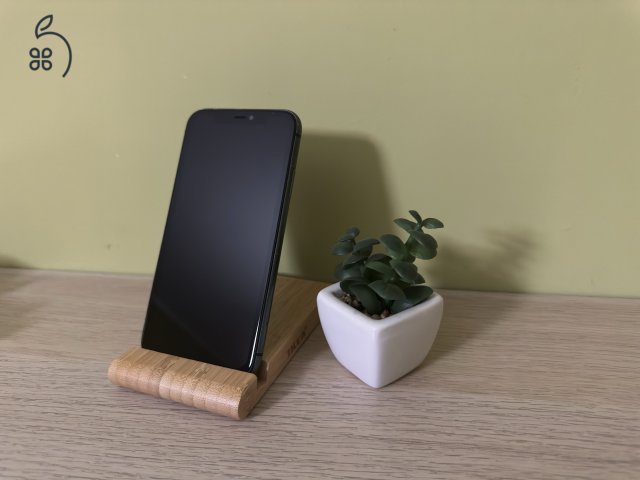 Eladó iPhone 11 – 64 GB | Független | 100% Akkumulátor