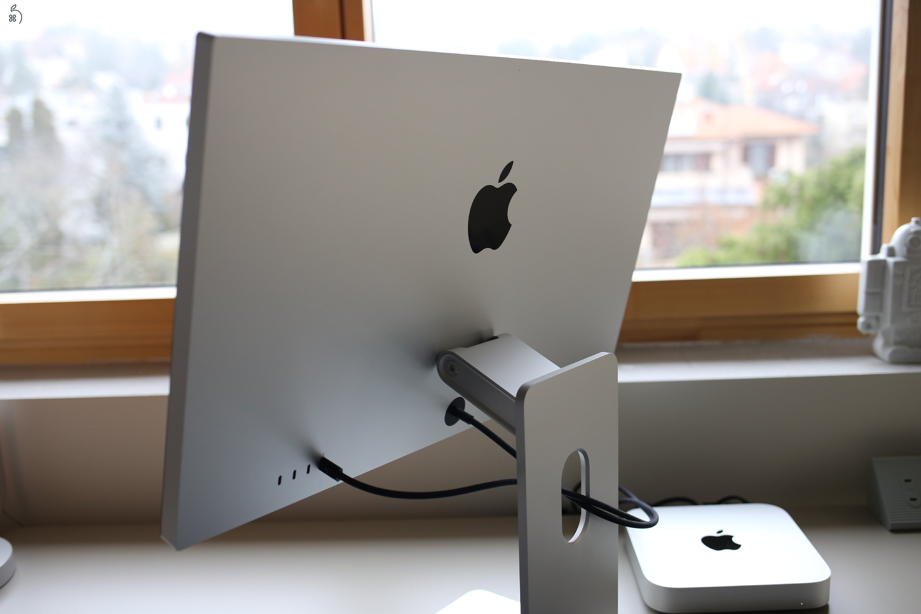 Eladó Apple Studio Display 27