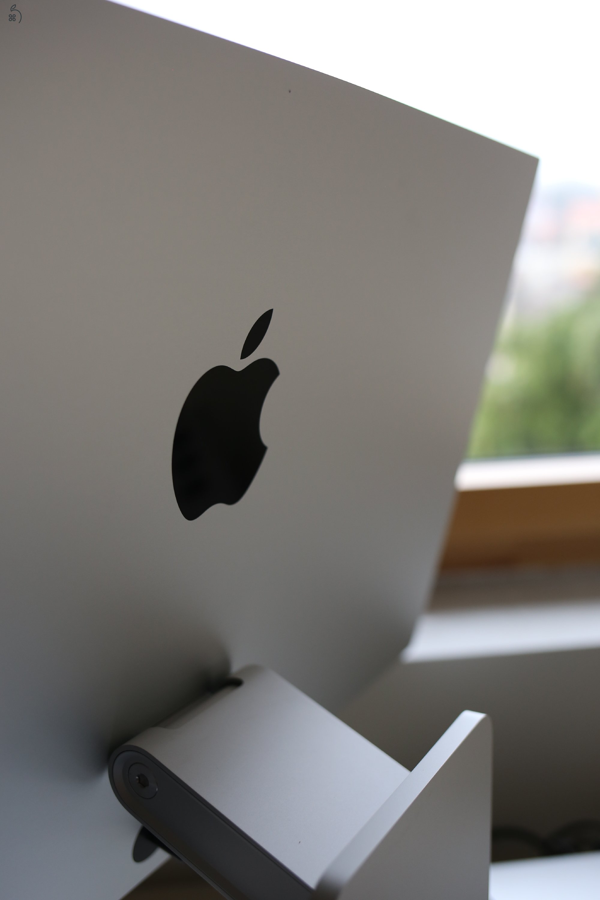 Eladó Apple Studio Display 27