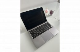 Apple MacBook Air 2020 – M1 chip | Megkímélt állapot | 83% akkukapacitás