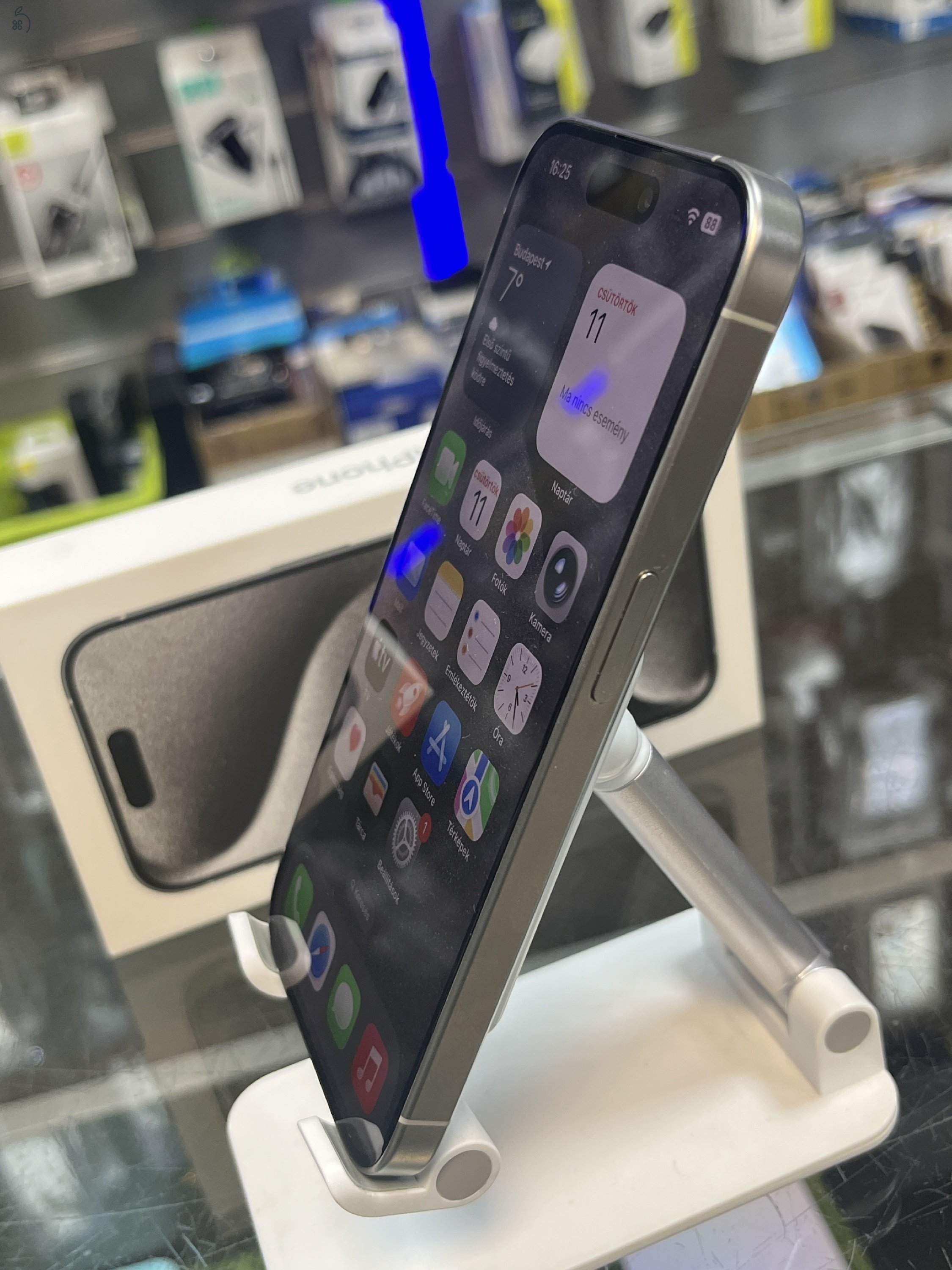 IPHONE 15 PRO 128GB NAGYON SZÉP ÁLLAPOT, GARANCIÁVAL, ÜZLETBŐL, BESZÁMITÁS