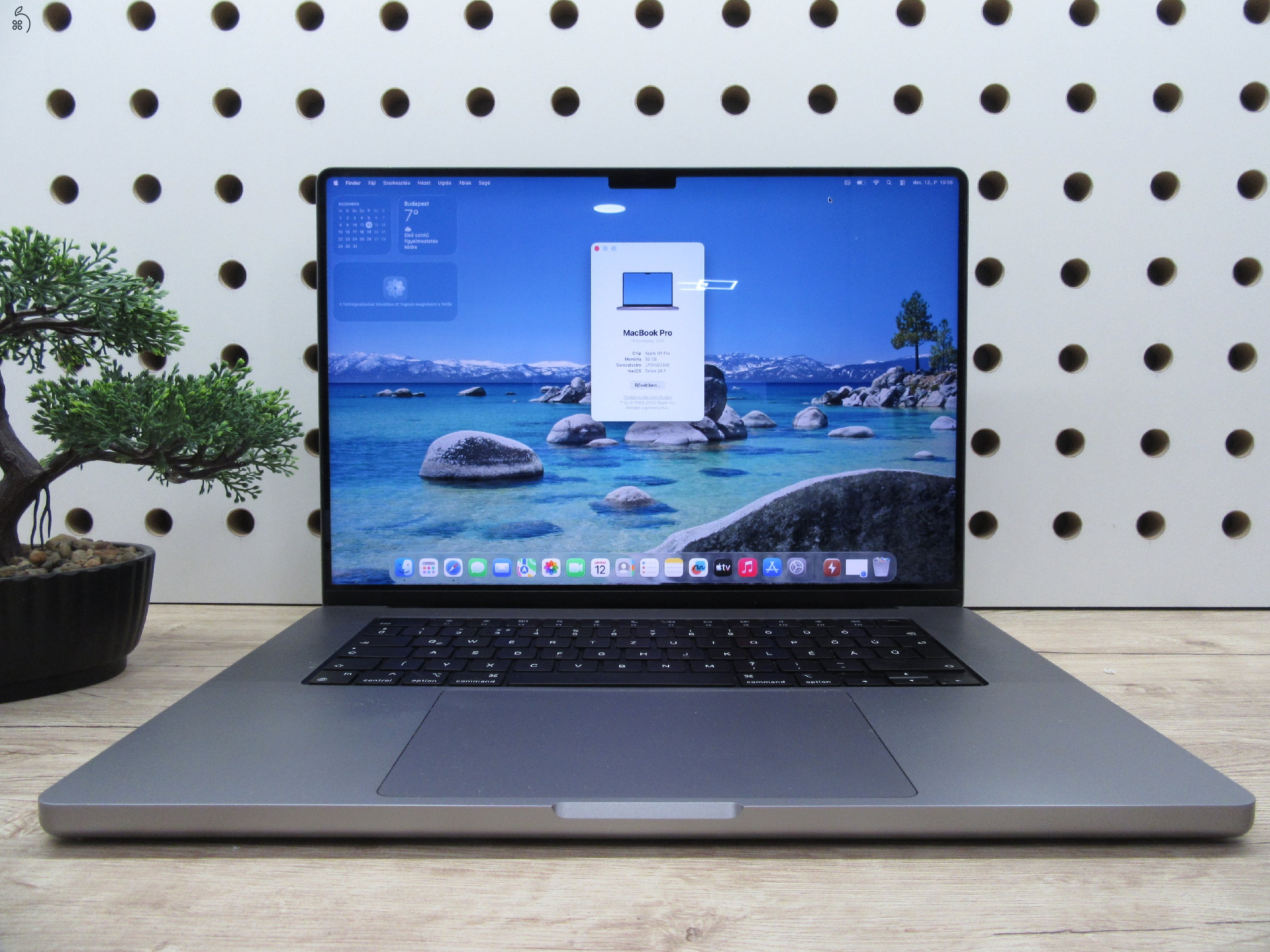 Apple MacBook Pro 16” (2021, M1 Pro) – Liquid Retina XDR + ProMotion 120 Hz, akár 21 óra – 32 GB RAM – 512 GB SSD – Használt, szép állapot – 365 ciklus / 84% akku – 3 hónap garancia