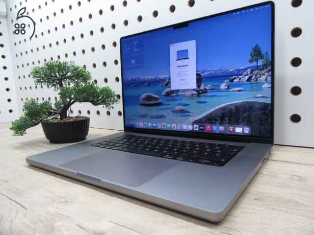 Apple MacBook Pro 16” (2021, M1 Pro) – Liquid Retina XDR + ProMotion 120 Hz, akár 21 óra – 32 GB RAM – 512 GB SSD – Használt, szép állapot – 365 ciklus / 84% akku – 3 hónap garancia