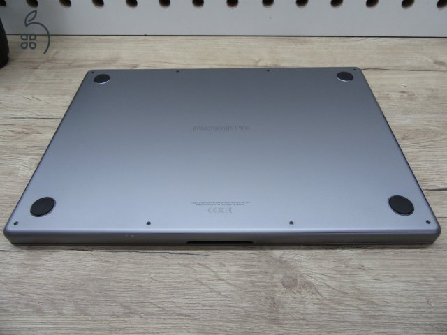 Apple MacBook Pro 16” (2021, M1 Max) – Liquid Retina XDR + ProMotion 120 Hz, akár 21 óra – 64 GB RAM – 1 TB SSD – Használt, szép állapot – 252 ciklus / 91% akku – 3 hónap garancia