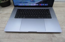 Apple MacBook Pro 16” (2021, M1 Pro) – Liquid Retina XDR + ProMotion 120 Hz, akár 21 óra – 32 GB RAM – 512 GB SSD – Használt, karcmentes – 353 ciklus / 86% akku – 3 hónap garancia