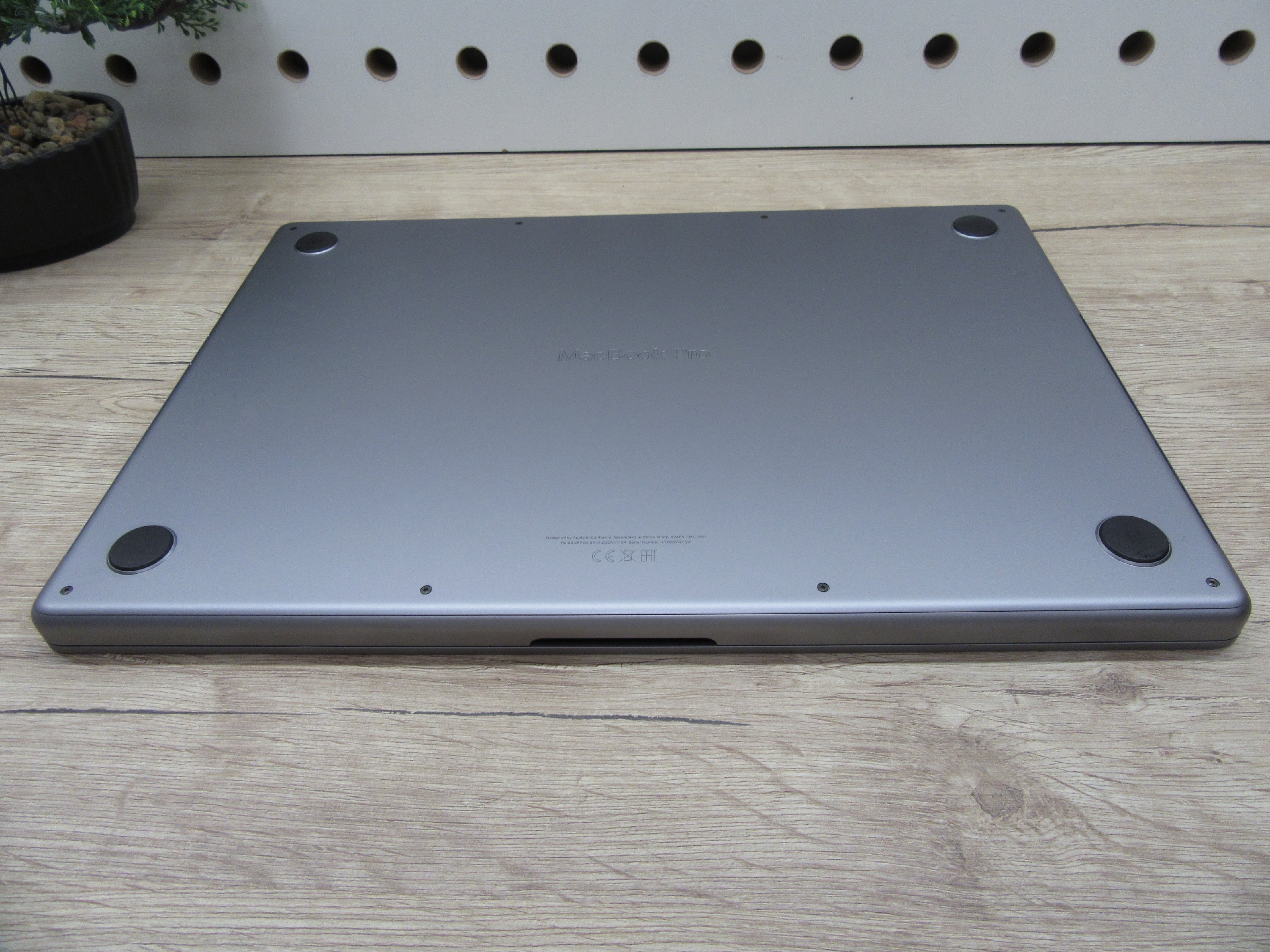 Apple MacBook Pro 16” (2021, M1 Pro) – Liquid Retina XDR + ProMotion 120 Hz, akár 21 óra – 32 GB RAM – 512 GB SSD – Használt, karcmentes – 353 ciklus / 86% akku – 3 hónap garancia