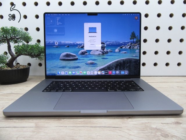 Apple MacBook Pro 16” – M1 Pro, 32 GB, 512 GB – Prémium kijelző, egész napos akku – Használt, karcmentes – 3 hónap garancia - 166 töltési ciklus