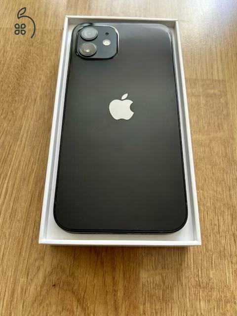 Hibátlanul működő kártyafüggetlen iPhone 12 (64 GB) új bőrtokkal