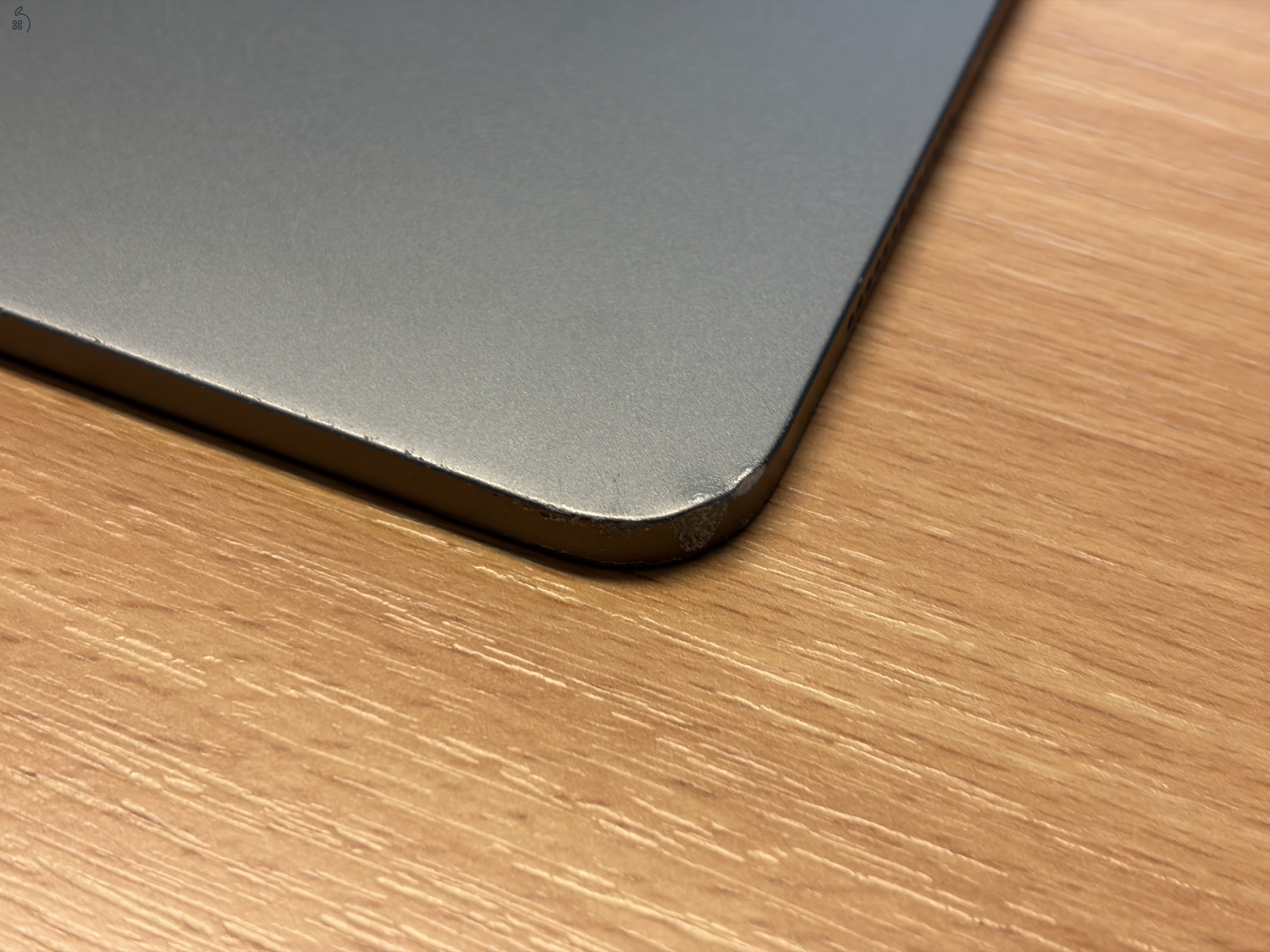 iPad Pro 11-inch WI-FI 64 GB Magic Kexboard-al eladó