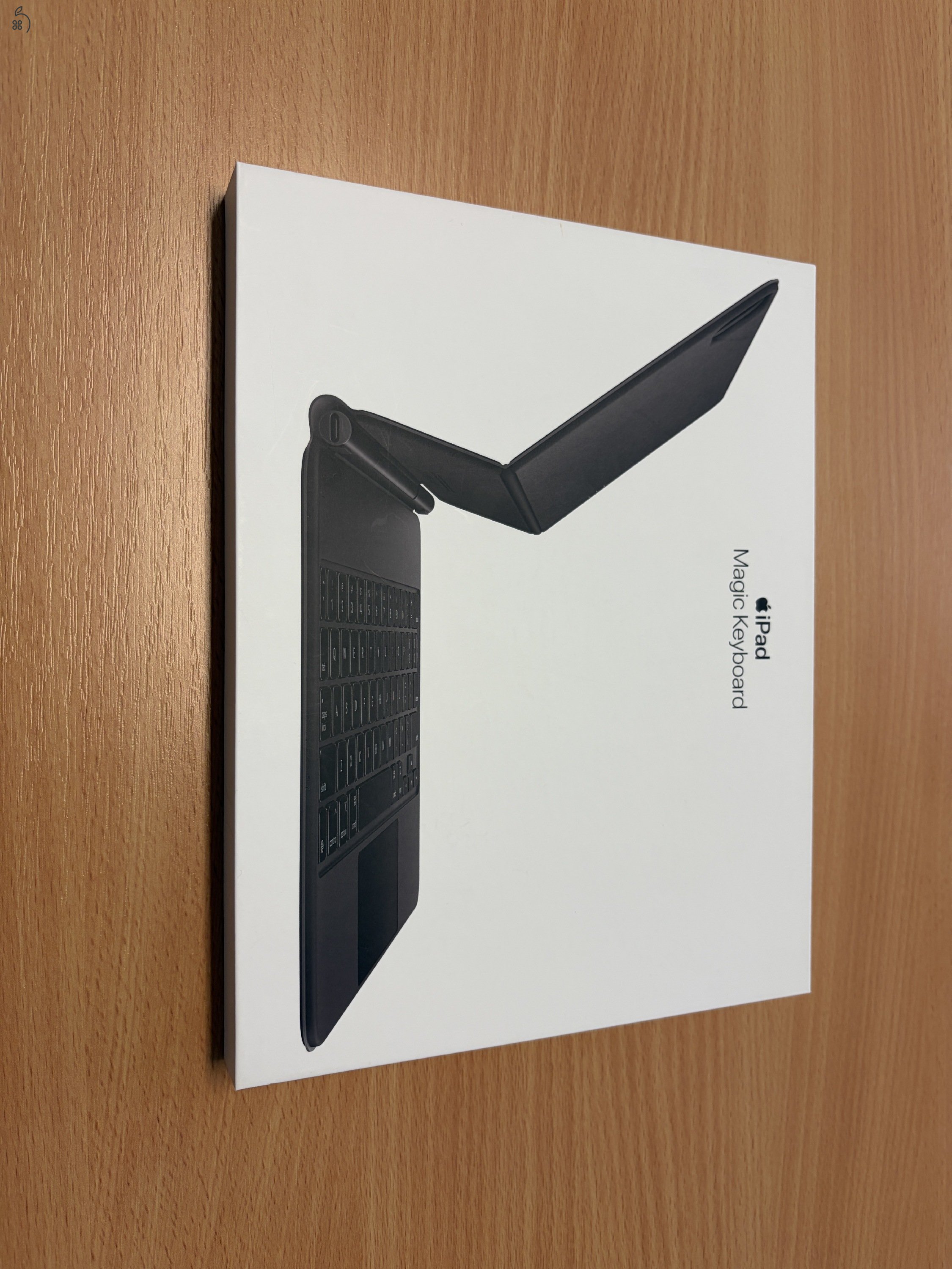 iPad Pro 11-inch WI-FI 64 GB Magic Kexboard-al eladó
