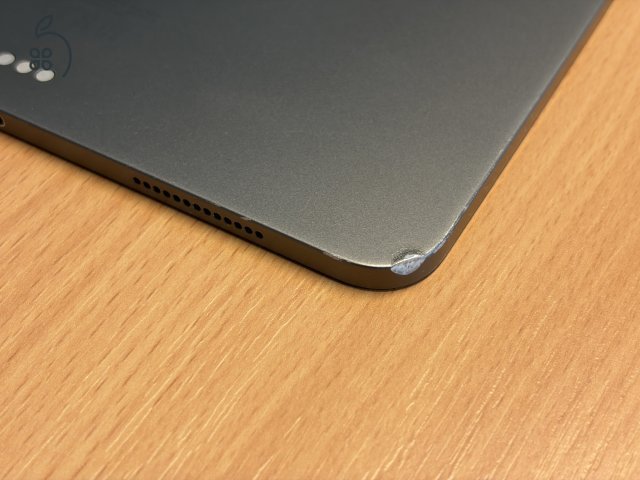 iPad Pro 11-inch WI-FI 64 GB Magic Kexboard-al eladó