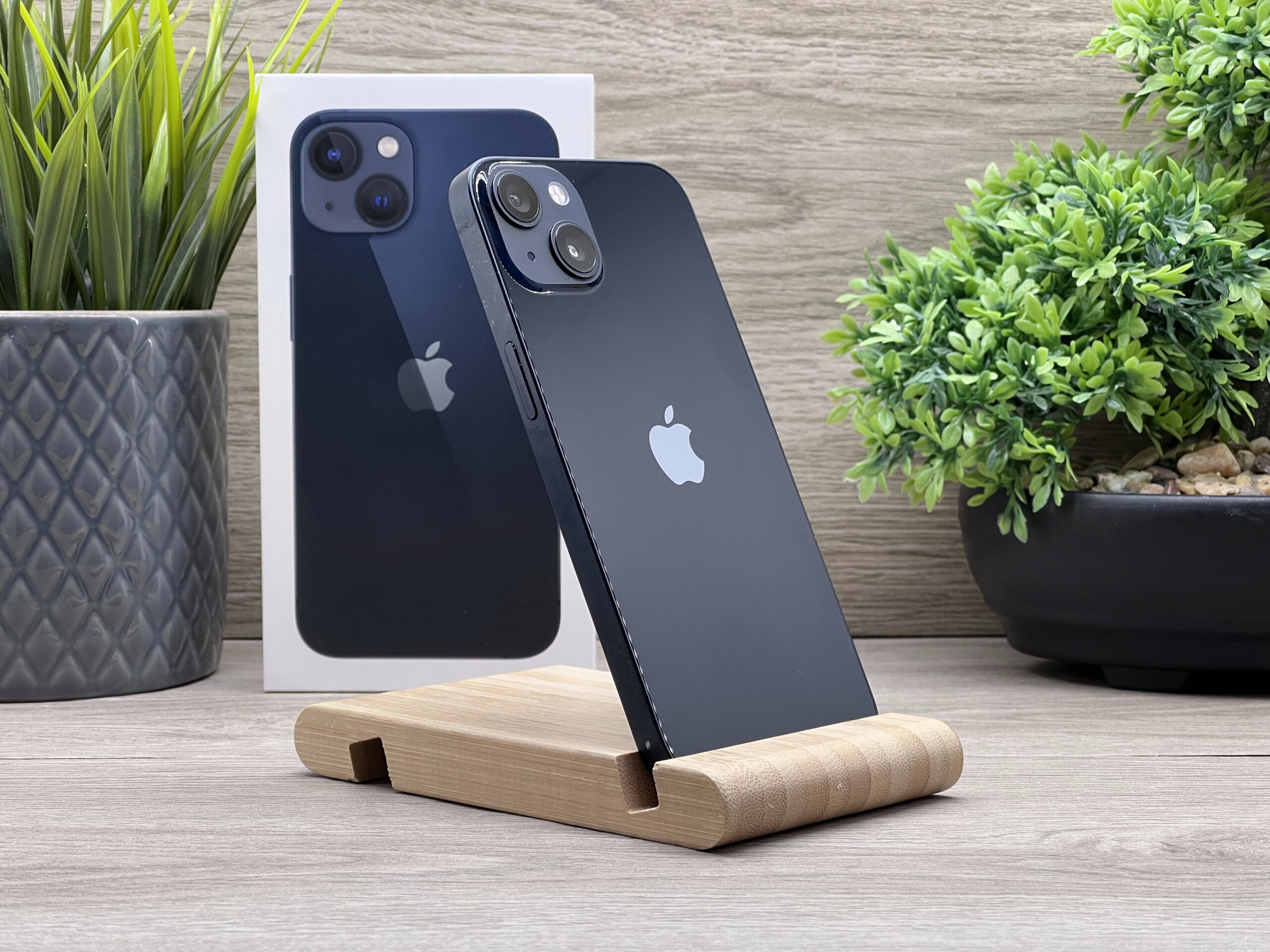 Hibátlan iPhone 13 Midnight 128GB 2 ÉV Garanciával Számlával