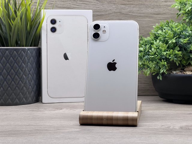 iPhone 11 White 64GB 2 ÉV Garanciával Számlával 100% Akku