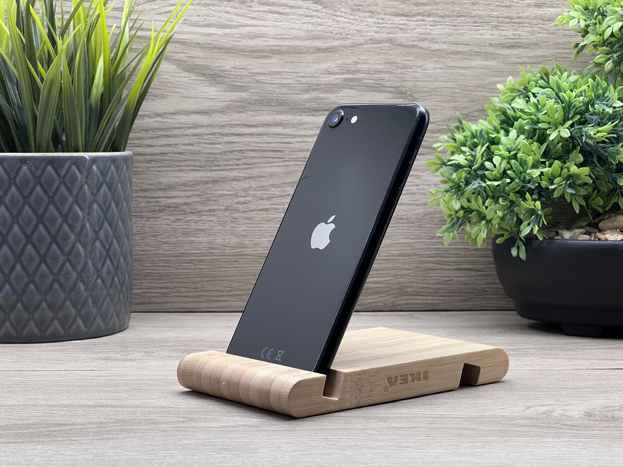 iPhone SE 2020 128GB 2 ÉV Garanciával Számlával 100% Akku