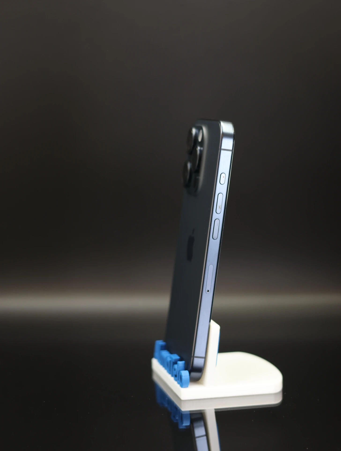 Apple iPhone 15 Pro 256 GB Blue Titanium 100% akku - 12 HÓ GARANCIA